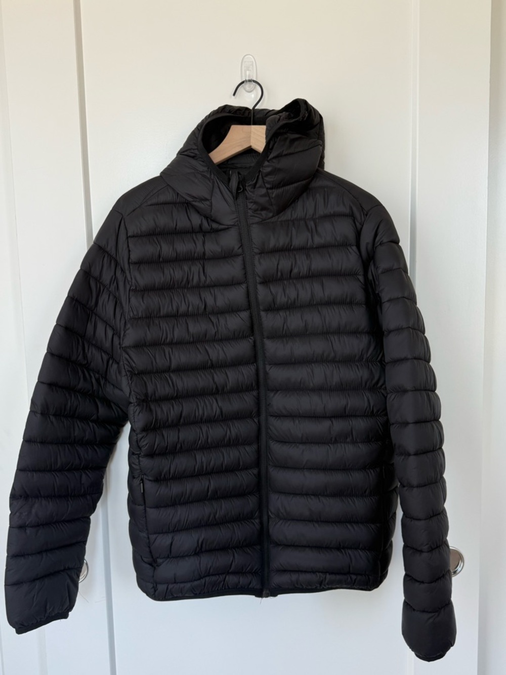 H&M Men's Black Lightweight Packable Puffer Jacket